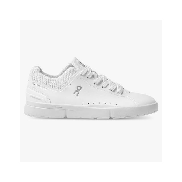 ON Women's The Roger Advantage All White