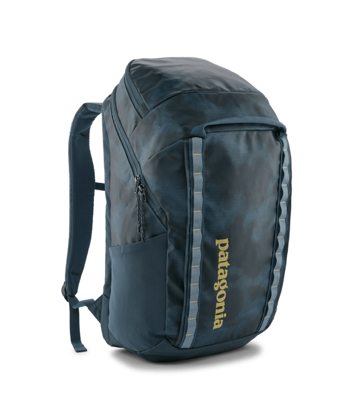Black Hole Pack 32L – Out There Outfitters