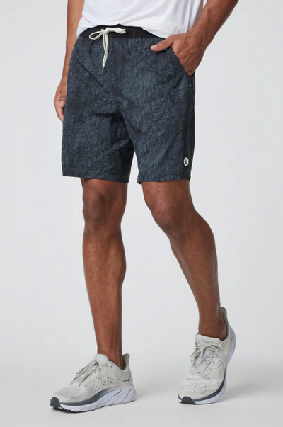 VUORI Men's Kore 7" Short Charcoal Scribble