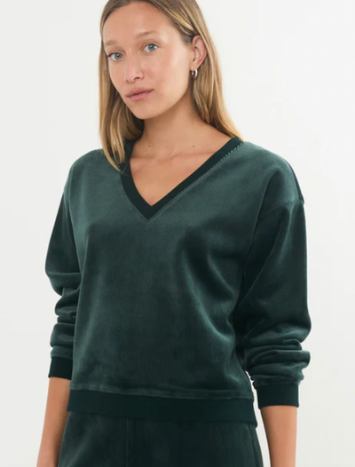 MARINE LAYER Women's Velour Corduroy V Neck Sweatshirt Green Gables