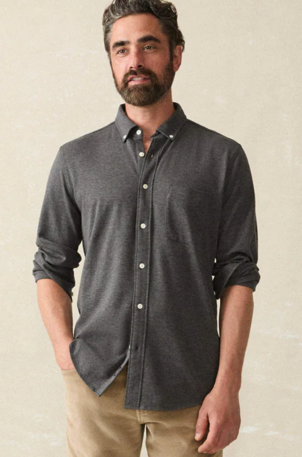 FAHERTY Men's Coastline Knit Shirt Charcoal Heather Twill ROW