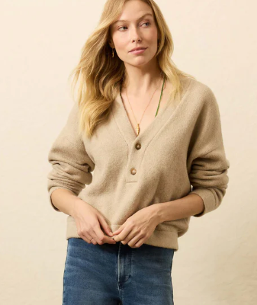 Women's Jackson V Neck Popover