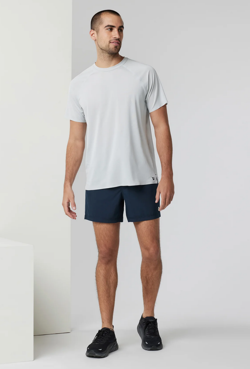 VUORI Men's Kore Short 5" Ink